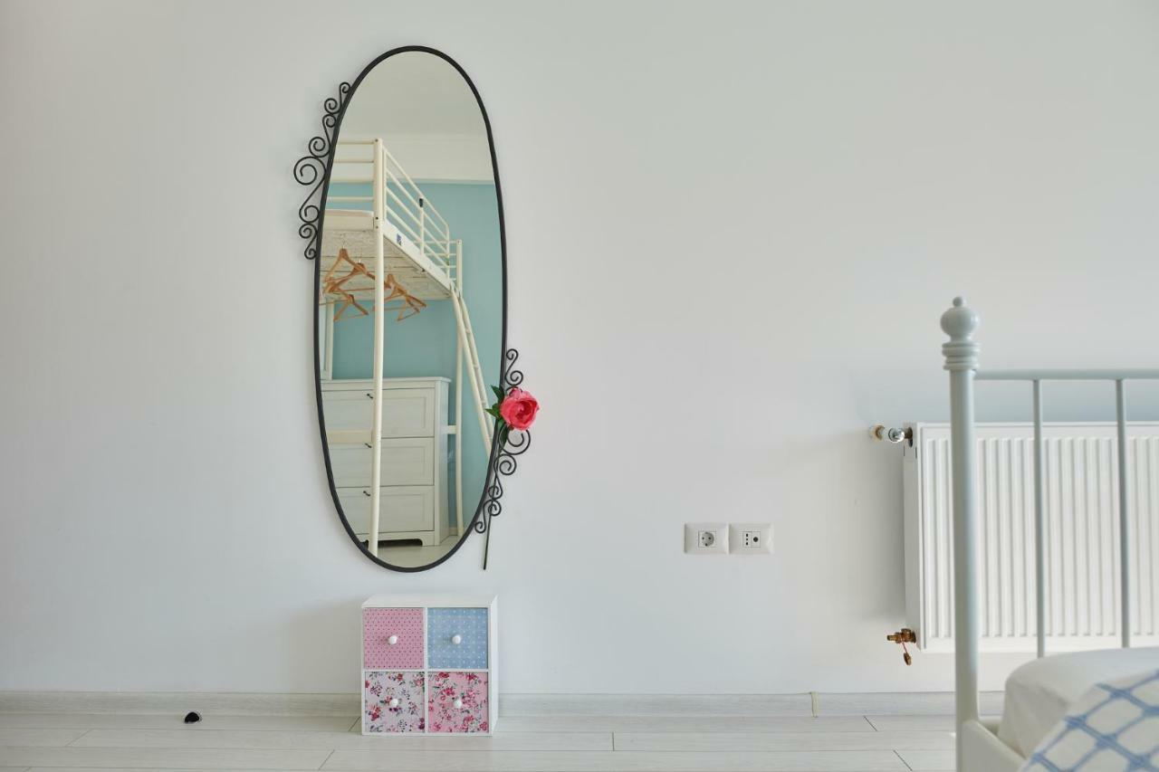 Apartment Sailing Lake Mamaia Mamaia
